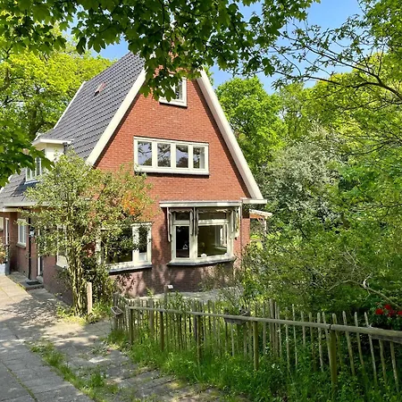 Hotel Vakantiehuis Kairos 4*